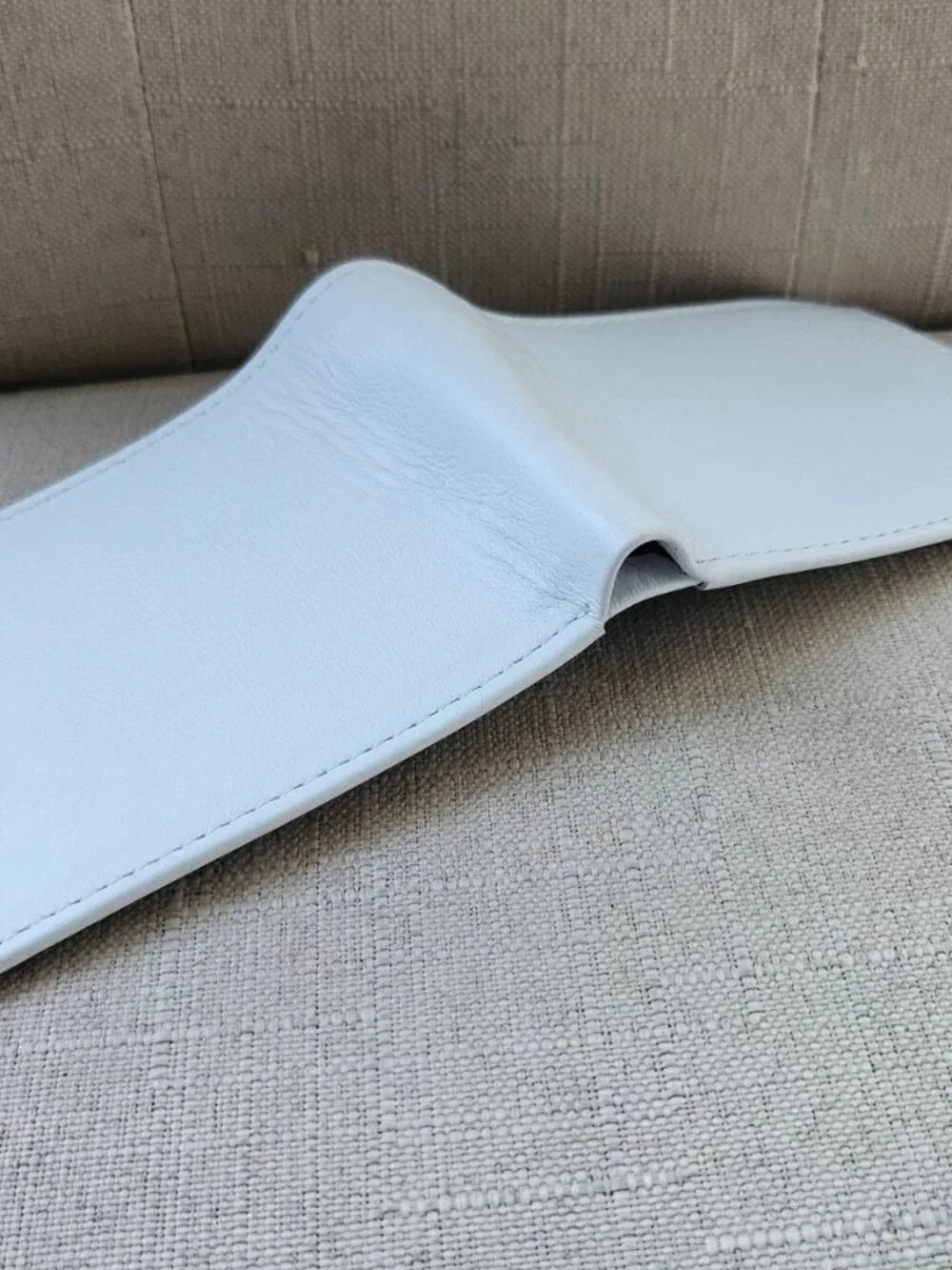 White Billfold Handmade Wallet Bifold Card Holder Purse Genuine Leather Purse